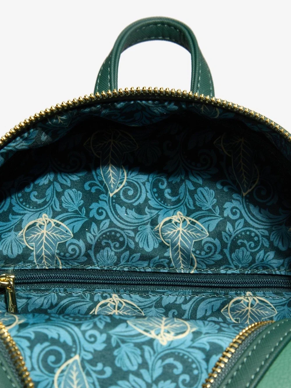 NEW Loungefly The Lord of the Rings Green Icons
Mini Backpack Exclusive Edition - Picture 4 of 4